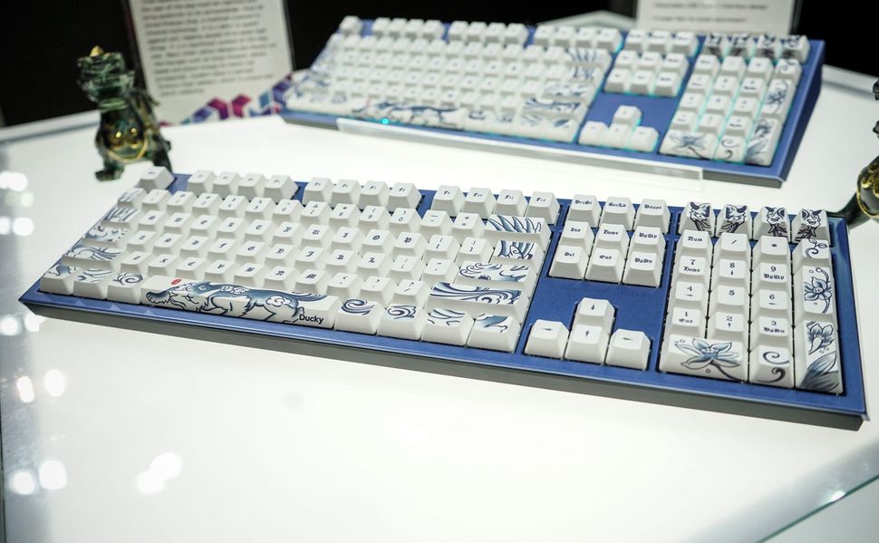 Tổng quan về dòng Bàn phím cơ Hà Nội Ducky Year Of the Dog