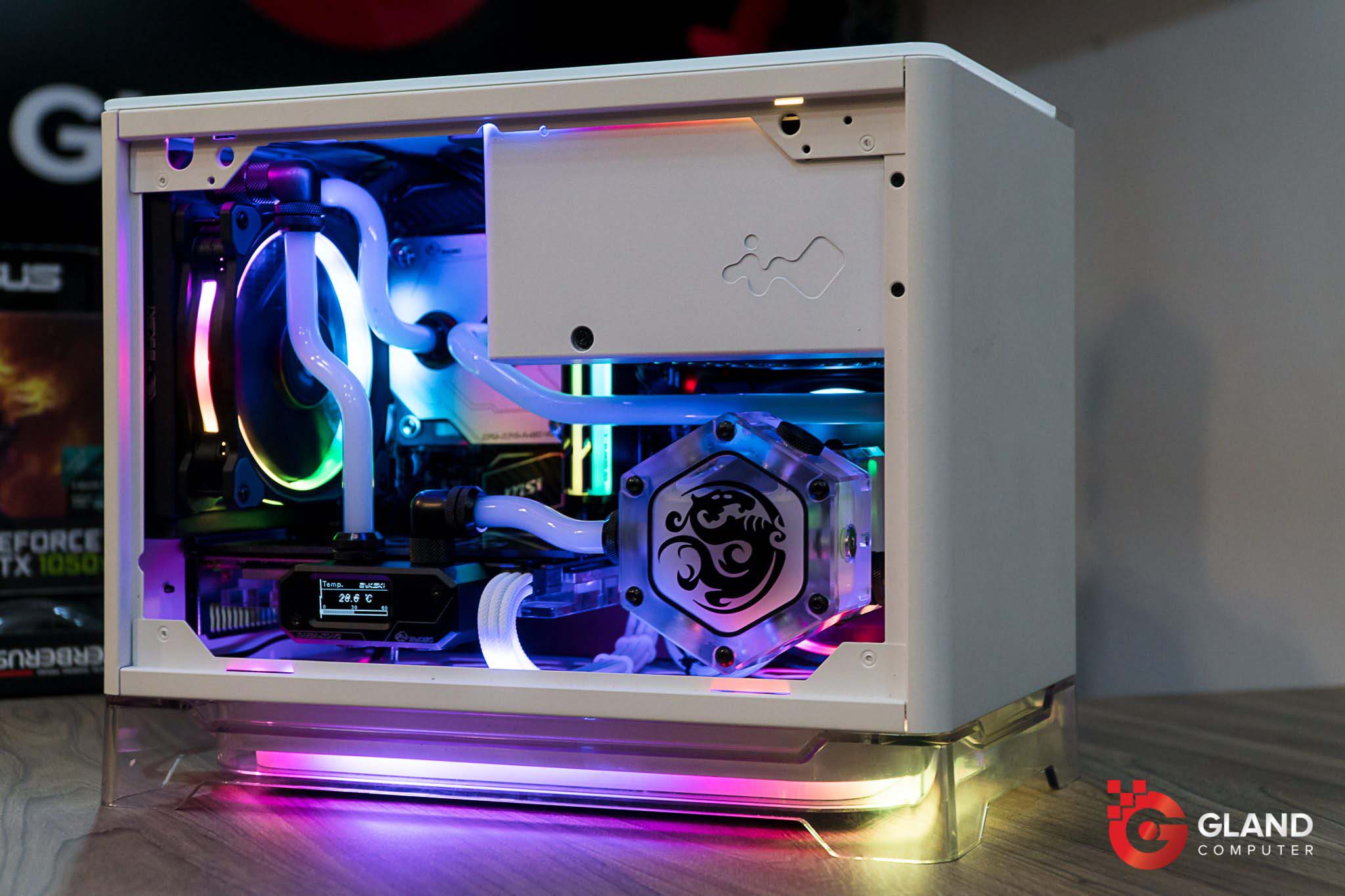 [Case modding] Inwin A1 Plus White build - Snow white