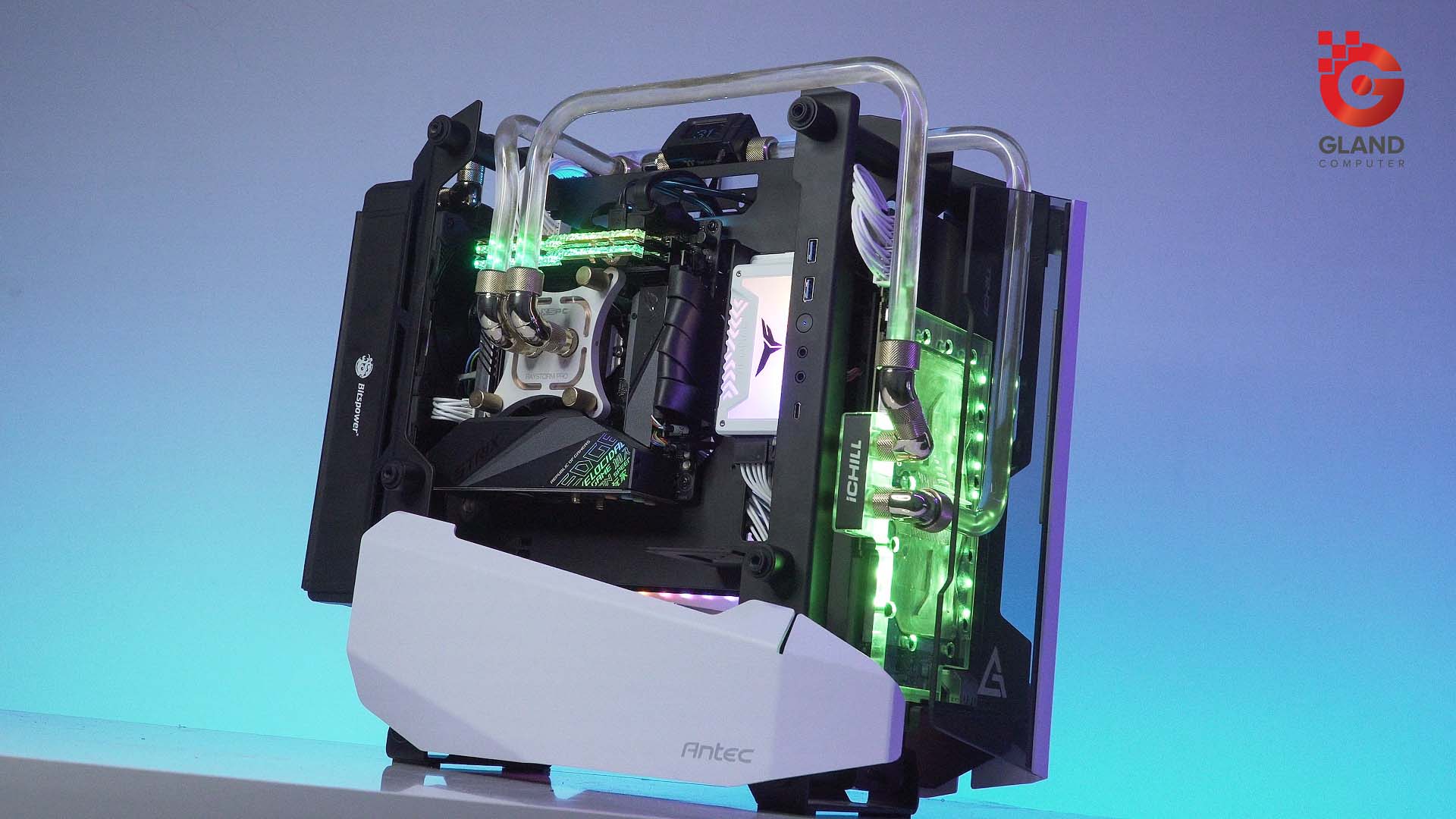 [Case modding] Antec Striker build - TANK