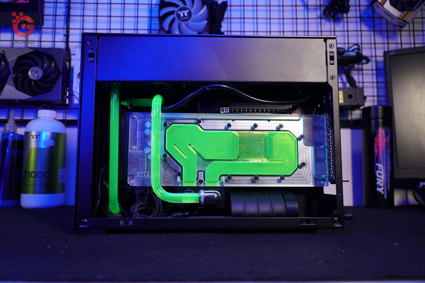 [Case modding] Lianli H2O Black build - LASER