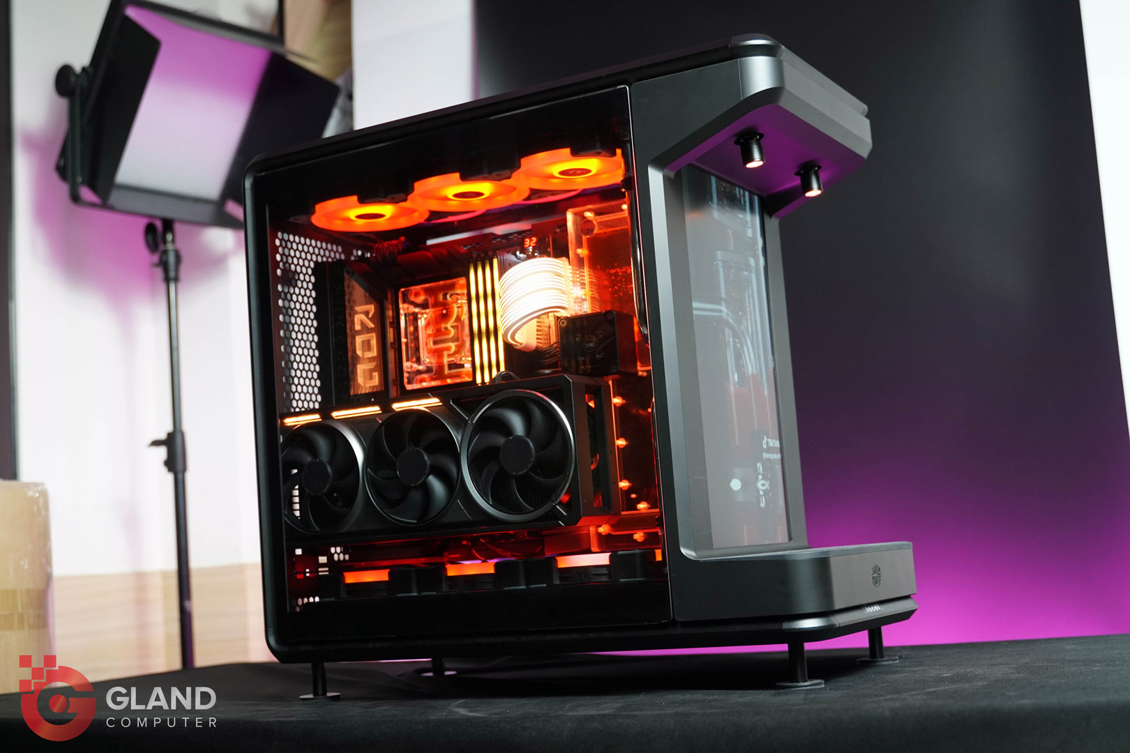 [Case modding] Coolermaster Panorama 360 build - HPNY 2026