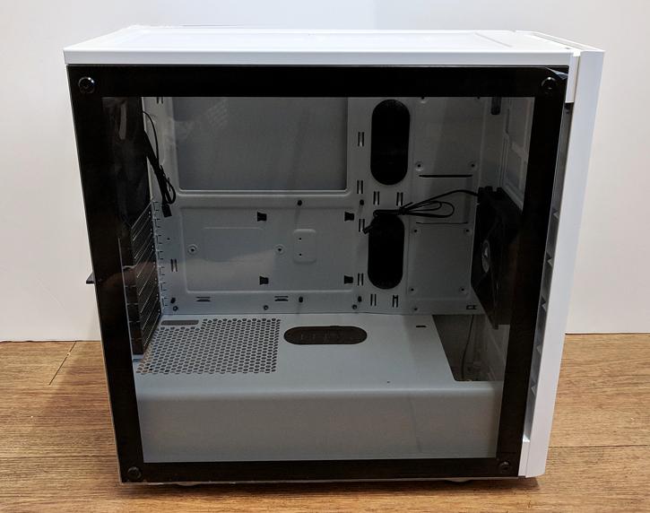 Đánh giá vỏ case pc Corsair Carbide 275R liệu có đáng đồng tiền bát gạo?
