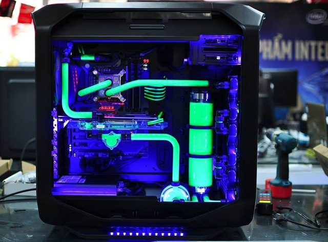 Top lý do khiến bạn phải sắm ngay tản nhiệt nước Custom cho máy tính